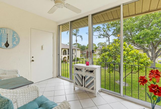 119 Lake Pine Circle C-2, Greenacres, FL 33463