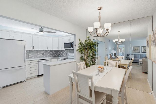 119 Lake Pine Circle C-2, Greenacres, FL 33463