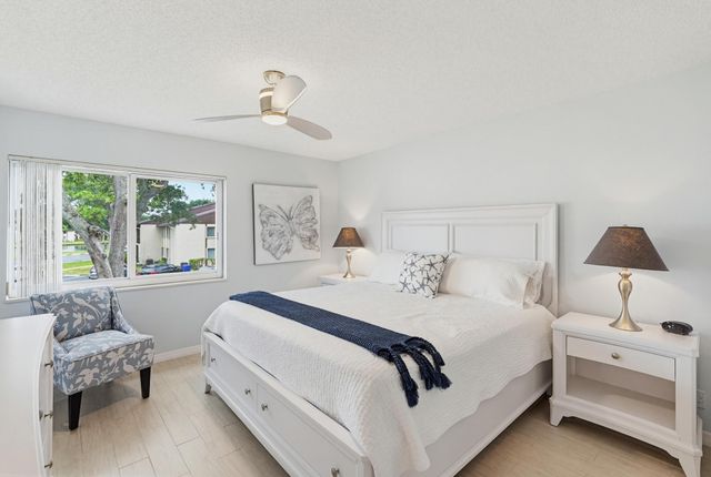 119 Lake Pine Circle C-2, Greenacres, FL 33463