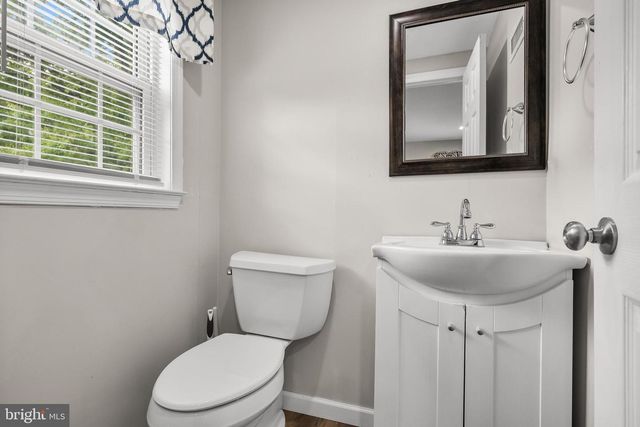 65 BAKER BLVD, Marlton, NJ 08053
