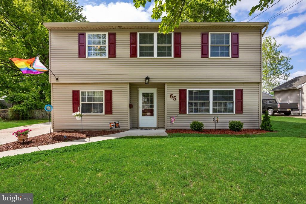 65 BAKER BLVD, Marlton, NJ 08053