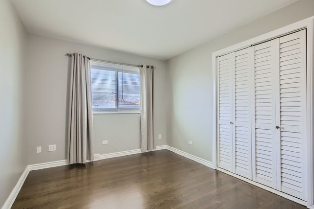 10403 Barnard Drive, Chicago Ridge, IL 60415