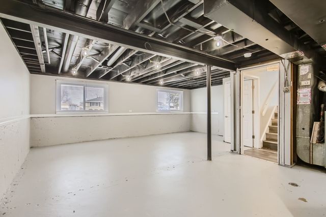 10403 Barnard Drive, Chicago Ridge, IL 60415