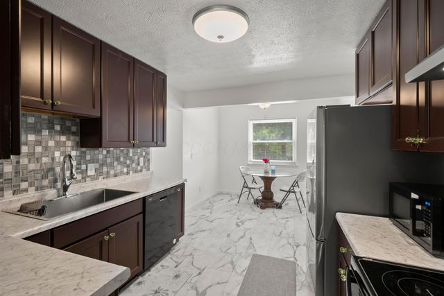 1408 Cider Mill Court, Columbus, OH 43204