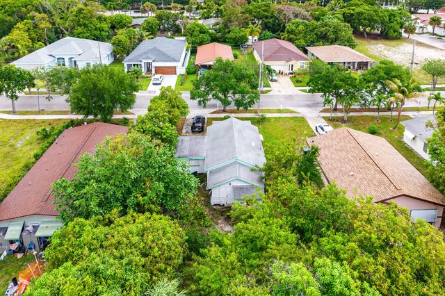 156 Pearl Street, Boca Raton, FL 33432