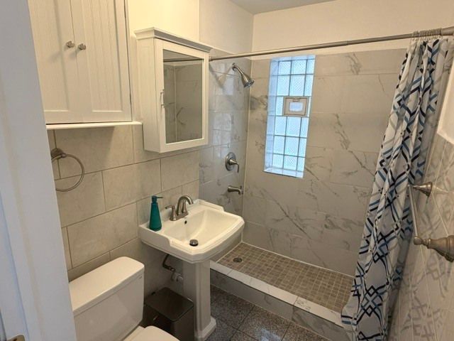 2140 W 23rd Street B, Chicago, IL 60608