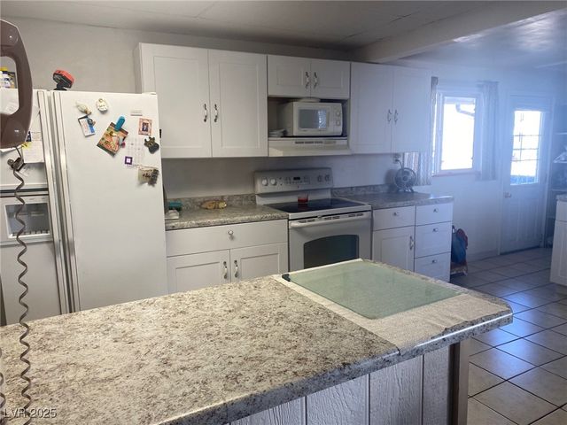 927 Park Avenue, Ely, NV 89301