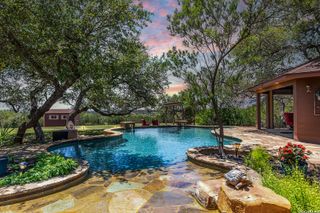 208 Ridge Pt, Spring Branch, TX 78070