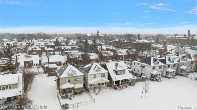 3869 Burns Street, Detroit, MI 48214