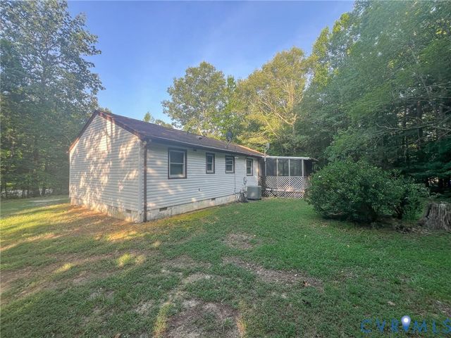 11900 James River Dr, North Prince George, VA 23860