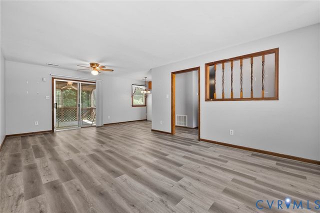 11900 James River Dr, North Prince George, VA 23860