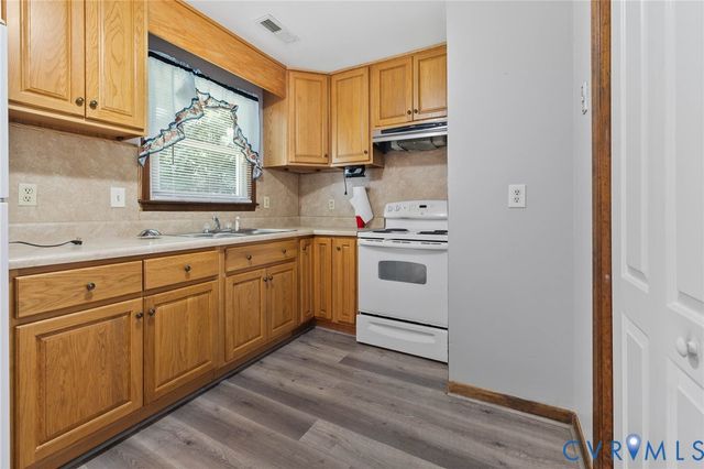 11900 James River Dr, North Prince George, VA 23860