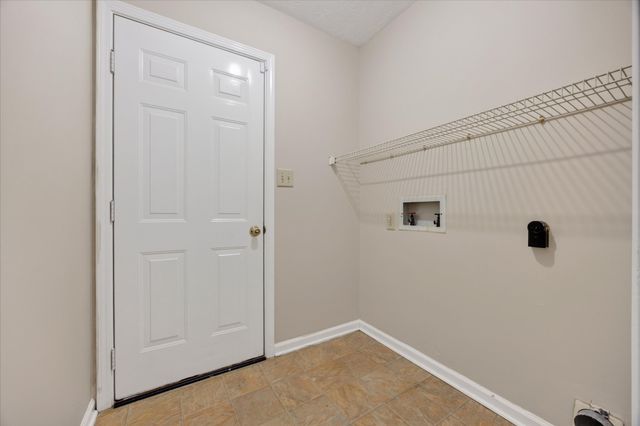 1705 Broadripple Drive, Clarksville, TN 37042