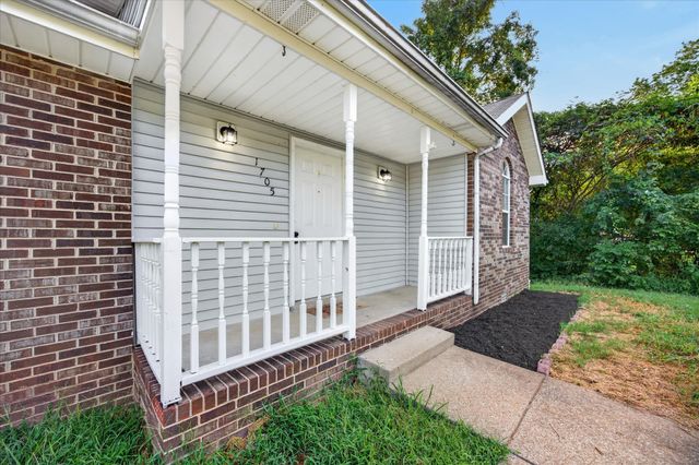 1705 Broadripple Drive, Clarksville, TN 37042