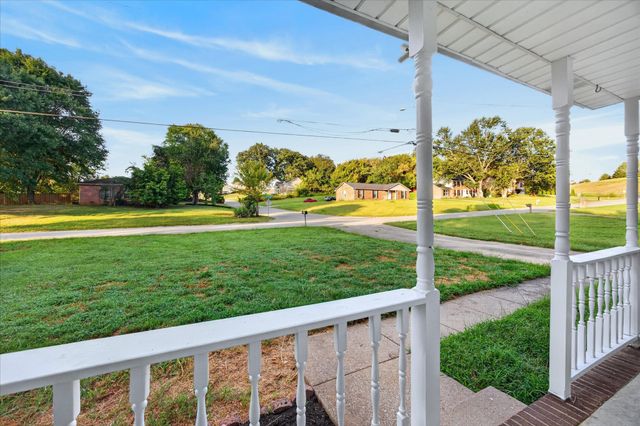 1705 Broadripple Drive, Clarksville, TN 37042