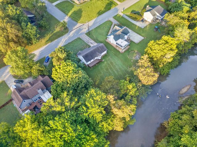 1705 Broadripple Drive, Clarksville, TN 37042