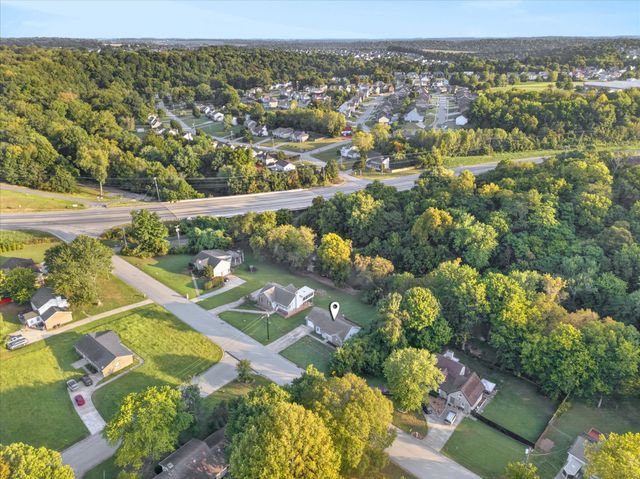1705 Broadripple Drive, Clarksville, TN 37042