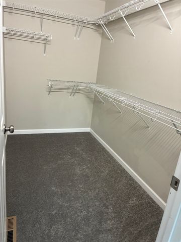 15 COLLINSWOOD WAY, Staunton, VA 24401