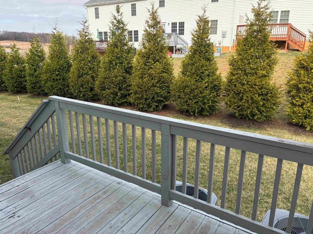 15 COLLINSWOOD WAY, Staunton, VA 24401