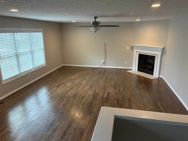 15 COLLINSWOOD WAY, Staunton, VA 24401