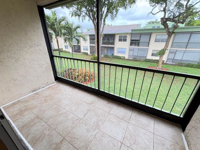 4167 NW 90th Avenue 202, Coral Springs, FL 33065