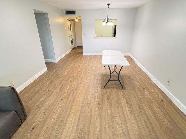 4167 NW 90th Avenue 202, Coral Springs, FL 33065