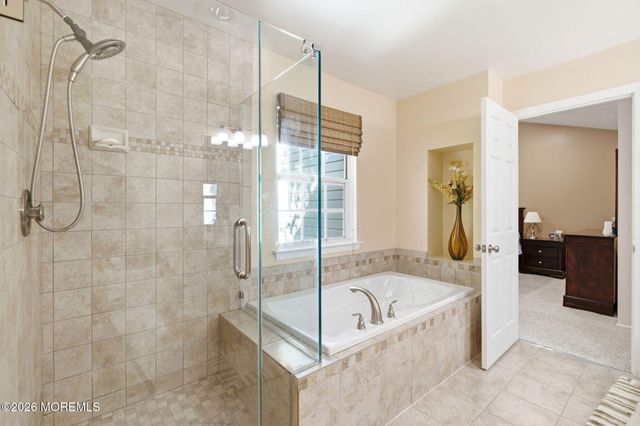 267 Century Way, Manalapan, NJ 07726