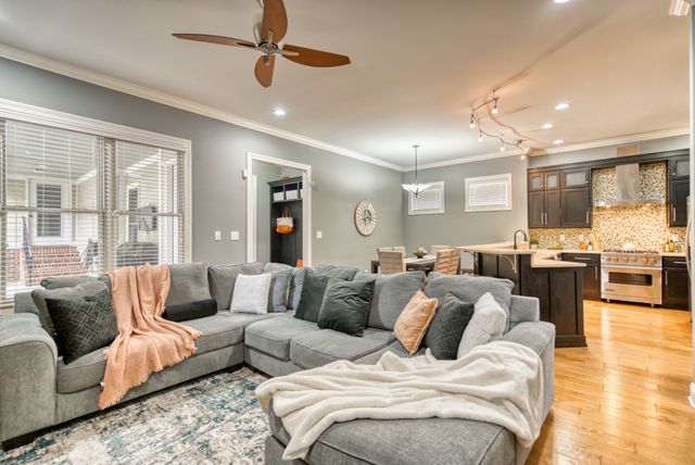 314 Traditions Blvd, Bowling Green, KY 42103