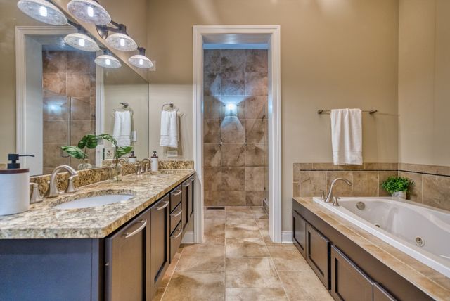 314 Traditions Blvd, Bowling Green, KY 42103