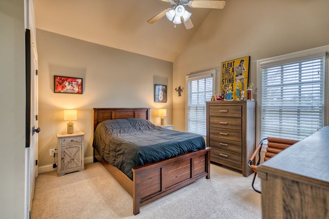 314 Traditions Blvd, Bowling Green, KY 42103