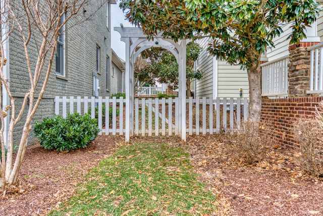 314 Traditions Blvd, Bowling Green, KY 42103