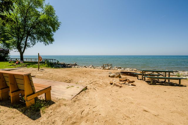 28310 Shorewood Drive, Covert, MI 49043