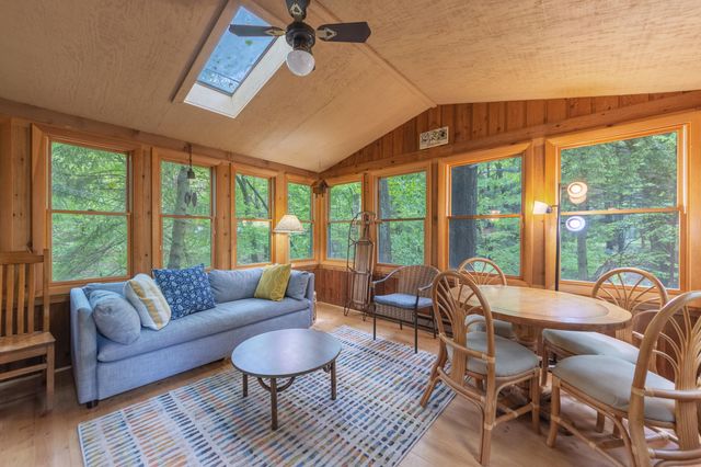 28310 Shorewood Drive, Covert, MI 49043