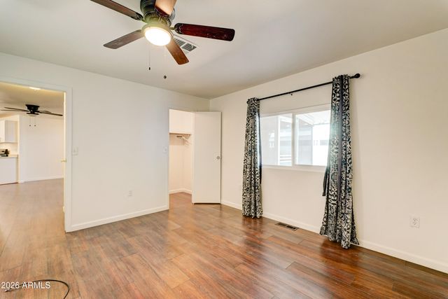 3448 E BEVERLY Lane, Phoenix, AZ 85032