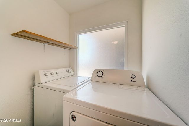 3448 E BEVERLY Lane, Phoenix, AZ 85032