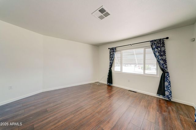 3448 E BEVERLY Lane, Phoenix, AZ 85032