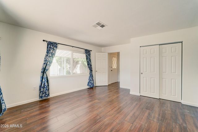 3448 E BEVERLY Lane, Phoenix, AZ 85032