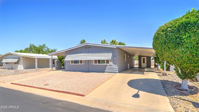 3448 E BEVERLY Lane, Phoenix, AZ 85032