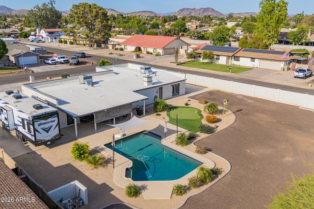 7115 W JOHN CABOT Road, Glendale, AZ 85308