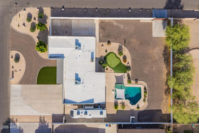 7115 W JOHN CABOT Road, Glendale, AZ 85308