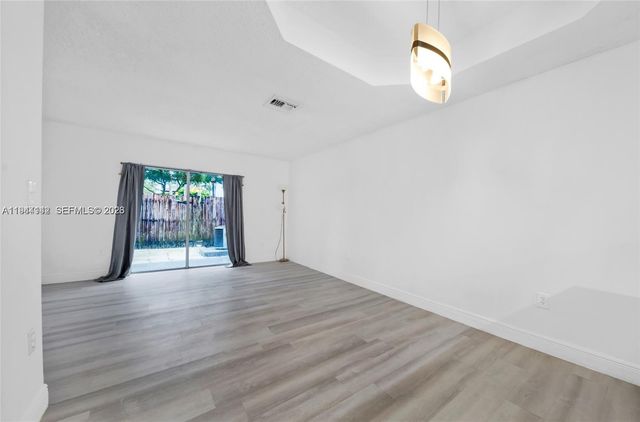 14260 SW 121st Pl 11, Miami, FL 33186