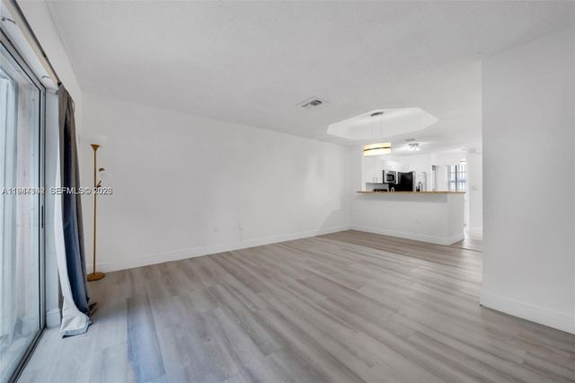 14260 SW 121st Pl 11, Miami, FL 33186