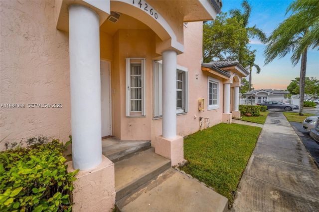 14260 SW 121st Pl 11, Miami, FL 33186