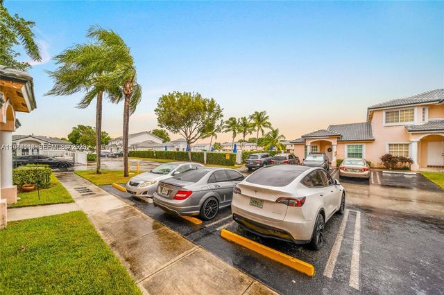 14260 SW 121st Pl 11, Miami, FL 33186
