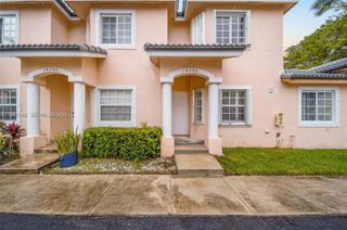 14260 SW 121st Pl 11, Miami, FL 33186