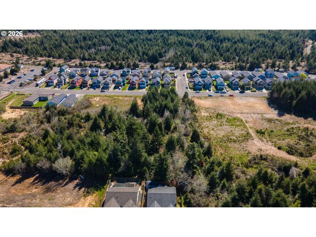 Lot 2024702, Coos Bay, OR 97420