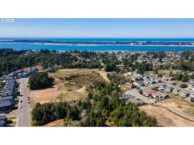 Lot 2024702, Coos Bay, OR 97420