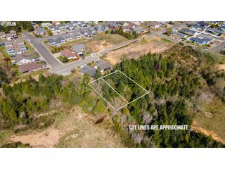 Lot 2024702, Coos Bay, OR 97420