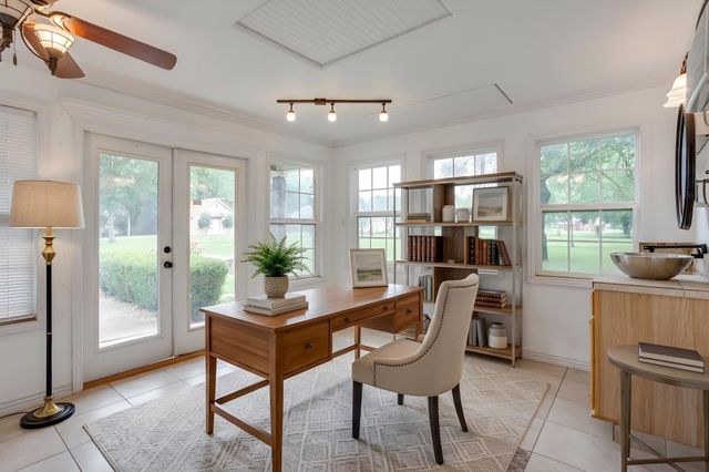 1480 Fox Lane, Burleson, TX 76028