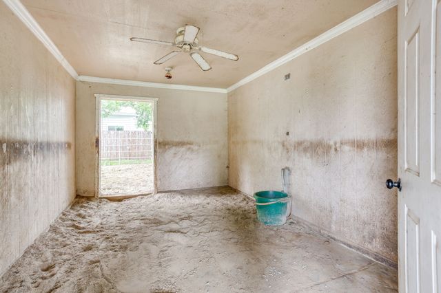 1480 Fox Lane, Burleson, TX 76028